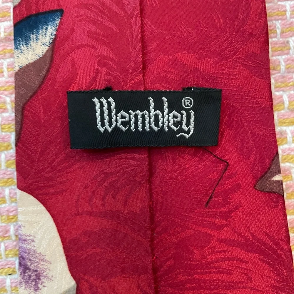 Wembley Vintage Silk Red Floral Neck Tie